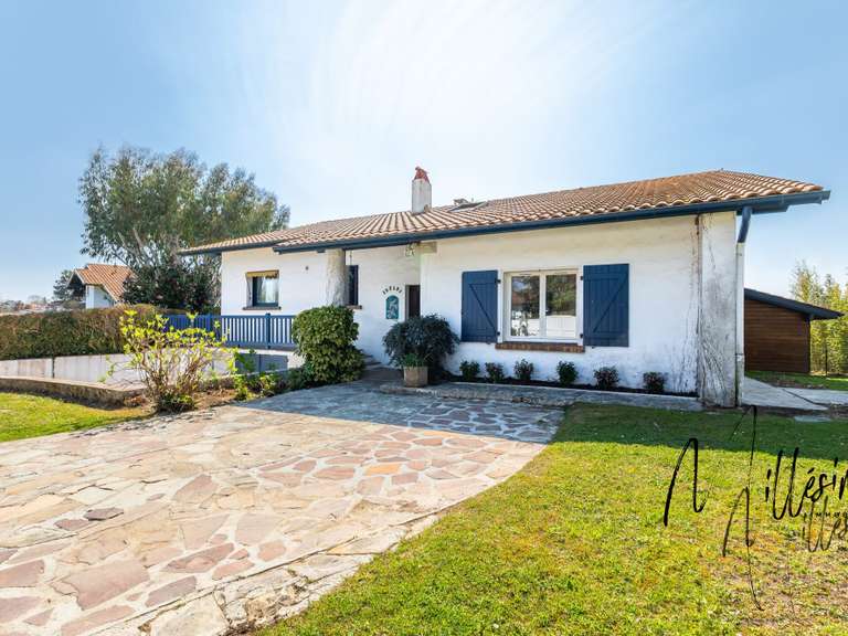 Maison Arbonne - 4 chambres - 201m²