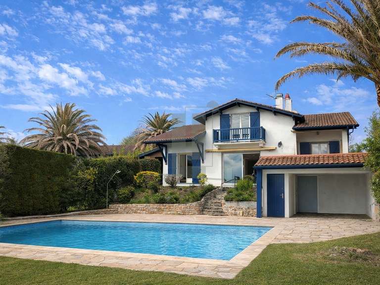 Maison Arbonne - 4 chambres - 200m²