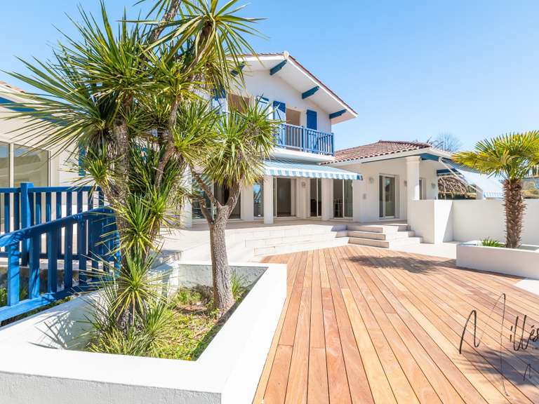 Maison Arbonne - 4 chambres - 232m²