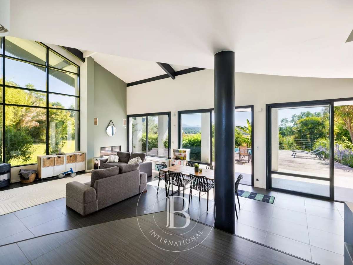 Maison Arbonne