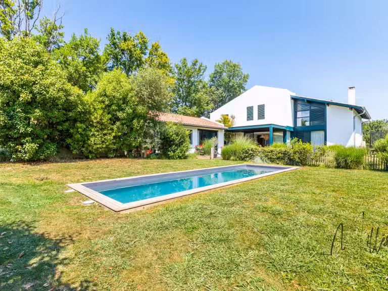 Maison Arbonne - 5 chambres - 224m²
