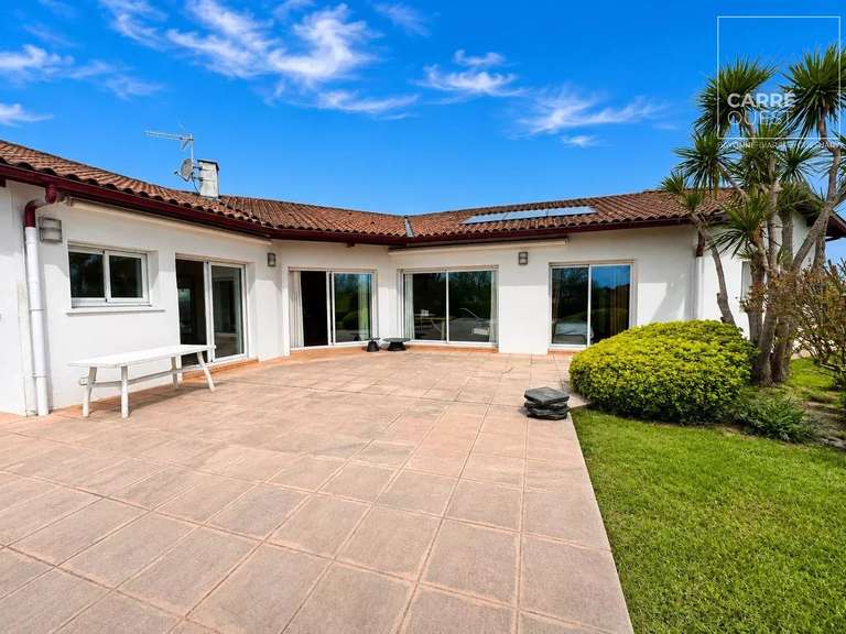 House Arbonne - 3 bedrooms - 215m²