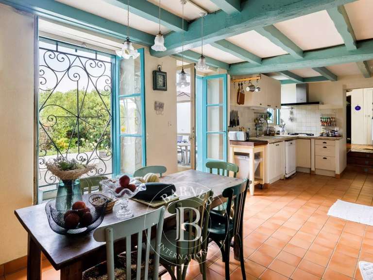 Maison Arbonne - 6 chambres - 347m²