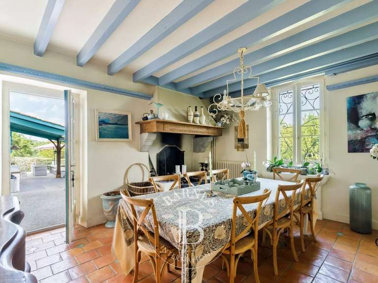 Maison Arbonne - 6 chambres - 347m²