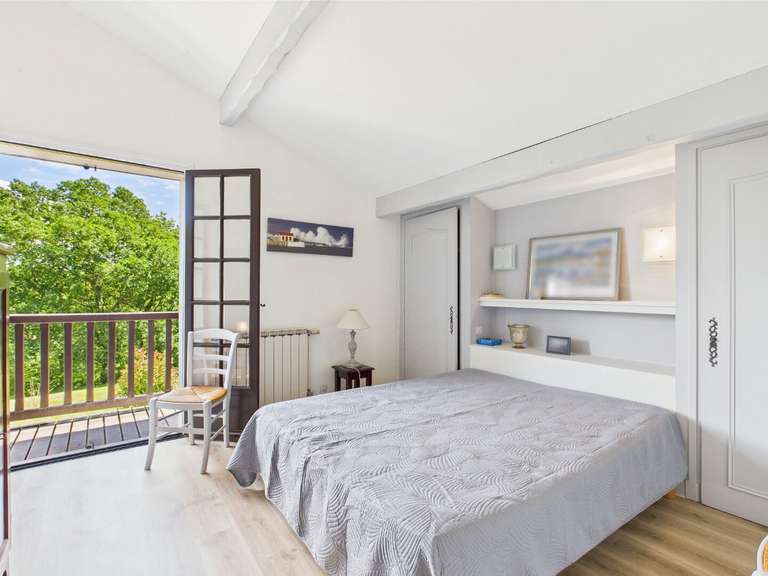 House Arbonne - 5 bedrooms - 176m²