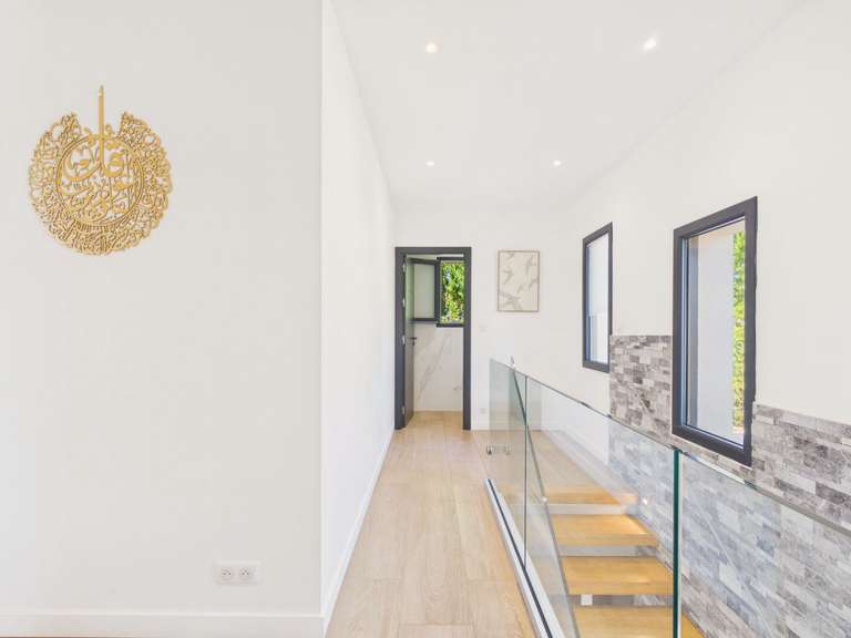 House Arbonne - 5 bedrooms - 192m²