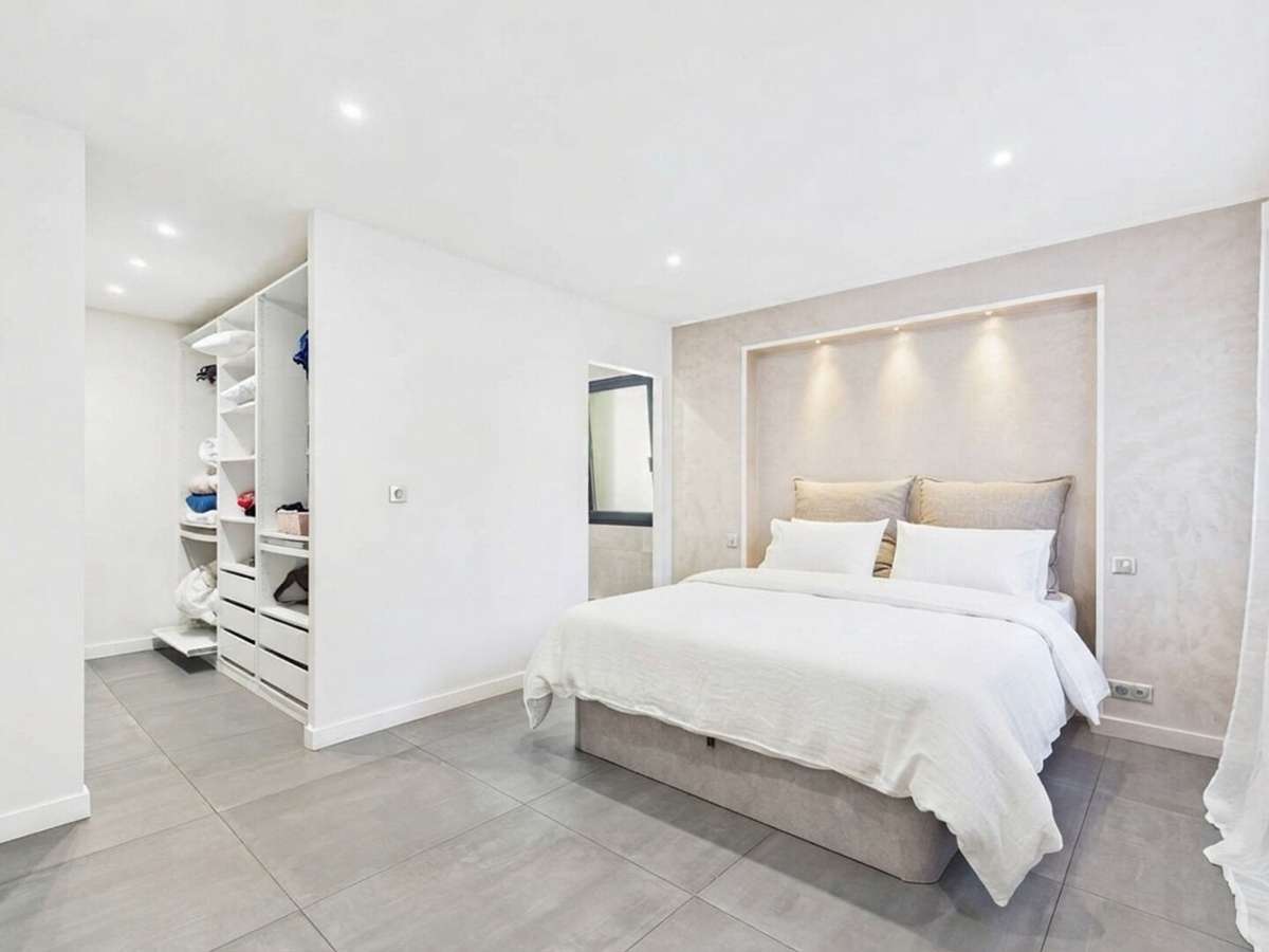 House Arbonne