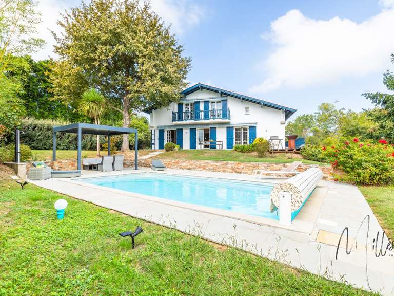 House Arbonne - 6 bedrooms - 157m²