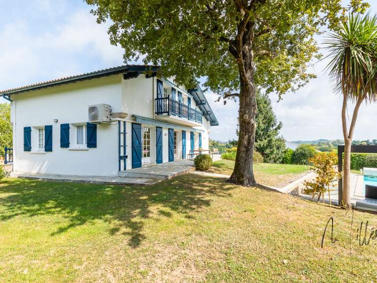 House Arbonne - 6 bedrooms - 157m²