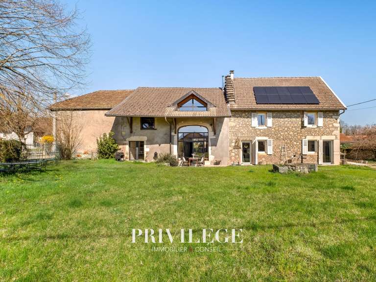 Maison Arboys en Bugey - 5 chambres - 230m²