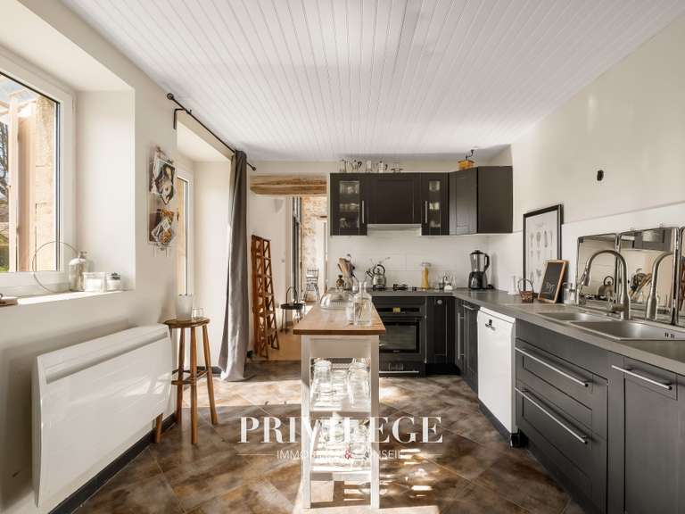 Maison Arboys en Bugey - 5 chambres - 230m²