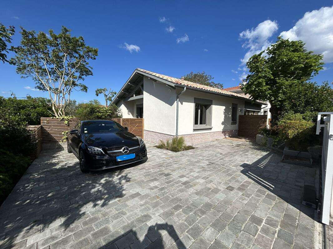 House Arcachon