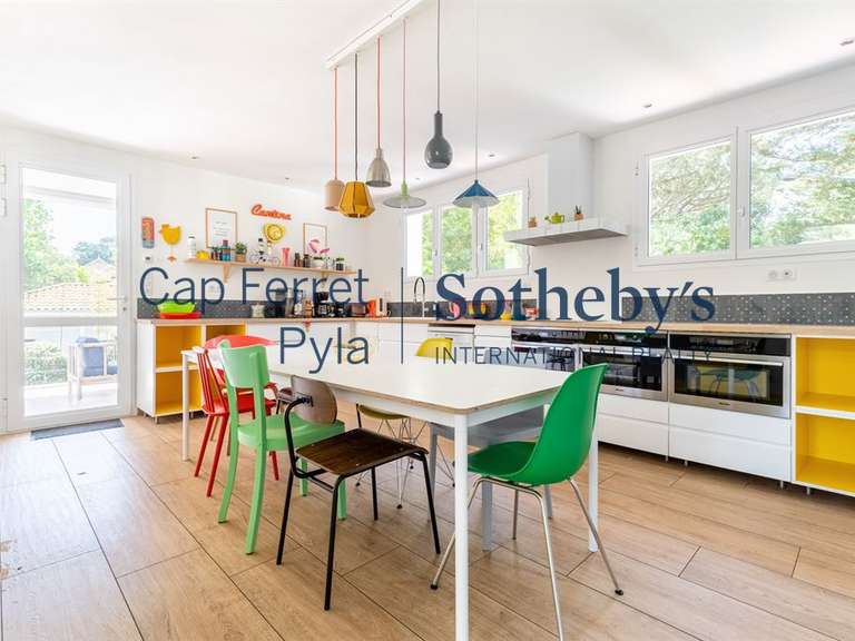 Maison Arcachon - 4 chambres - 210m²