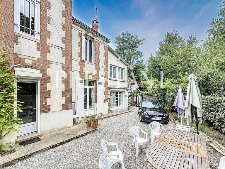 House Arcachon - 5 bedrooms - 204m²