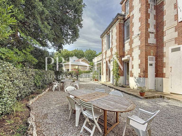 House Arcachon - 5 bedrooms - 204m²