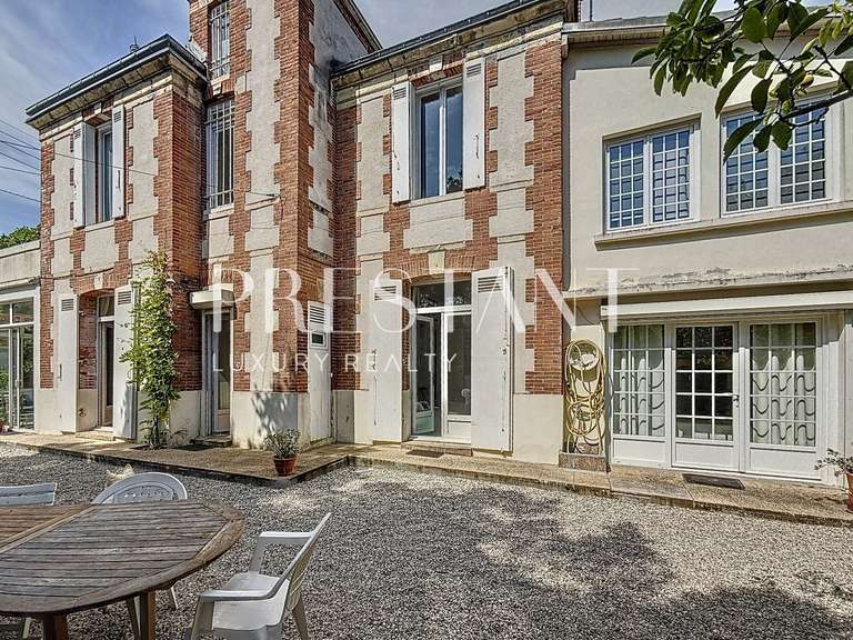 House Arcachon - 5 bedrooms - 204m²