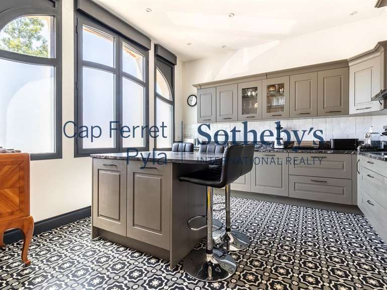 House Arcachon - 5 bedrooms - 185m²