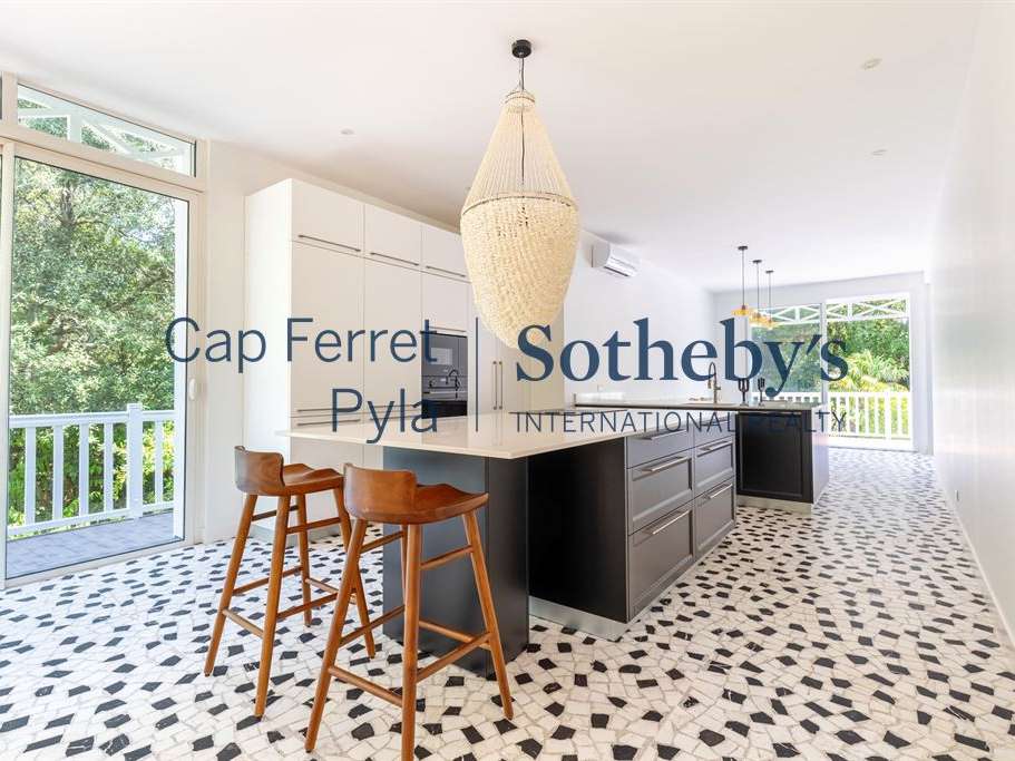 House Arcachon