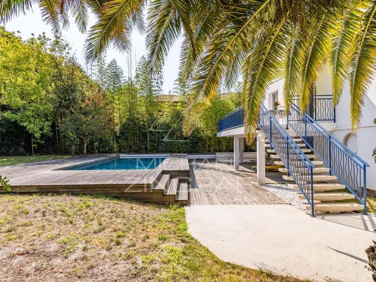 Maison Arcachon - 5 chambres - 285m²