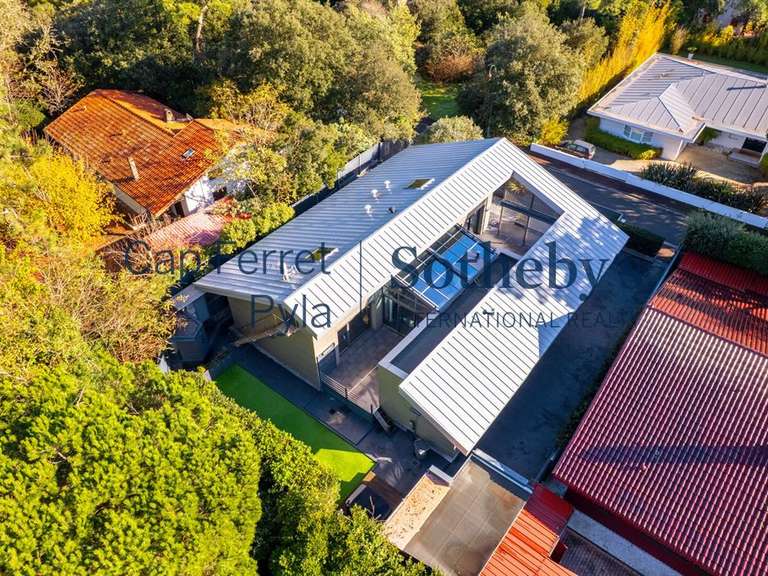 Maison Arcachon - 5 chambres - 203m²