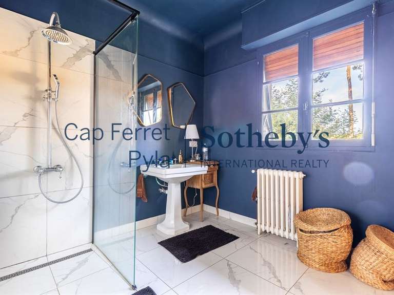 Maison Arcachon - 4 chambres - 195m²