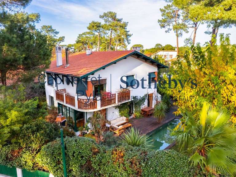 Maison Arcachon - 4 chambres - 195m²