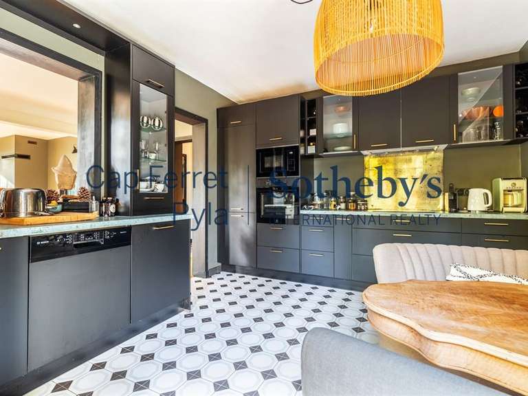 Maison Arcachon - 4 chambres - 195m²