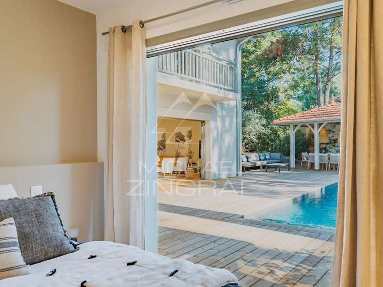 House Arcachon - 5 bedrooms - 226m²