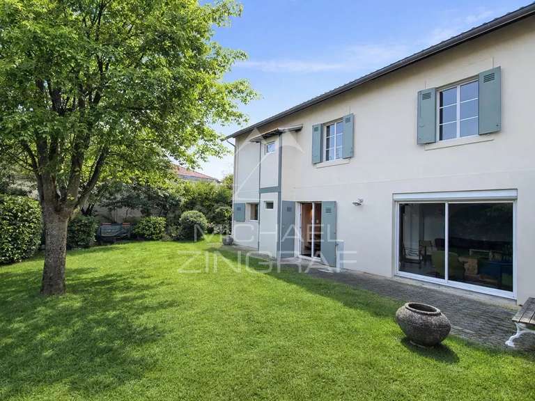 Maison Arcachon - 5 chambres - 187m²