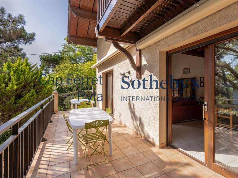 House Arcachon - 6 bedrooms - 236m²