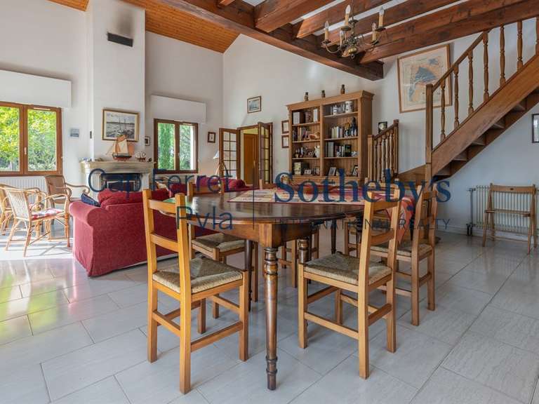 House Arcachon - 6 bedrooms - 236m²