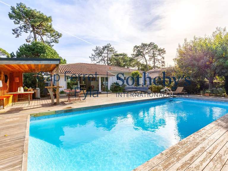Maison Arcachon - 6 chambres - 207m²