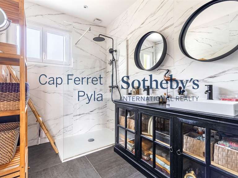 Maison Arcachon - 6 chambres - 207m²