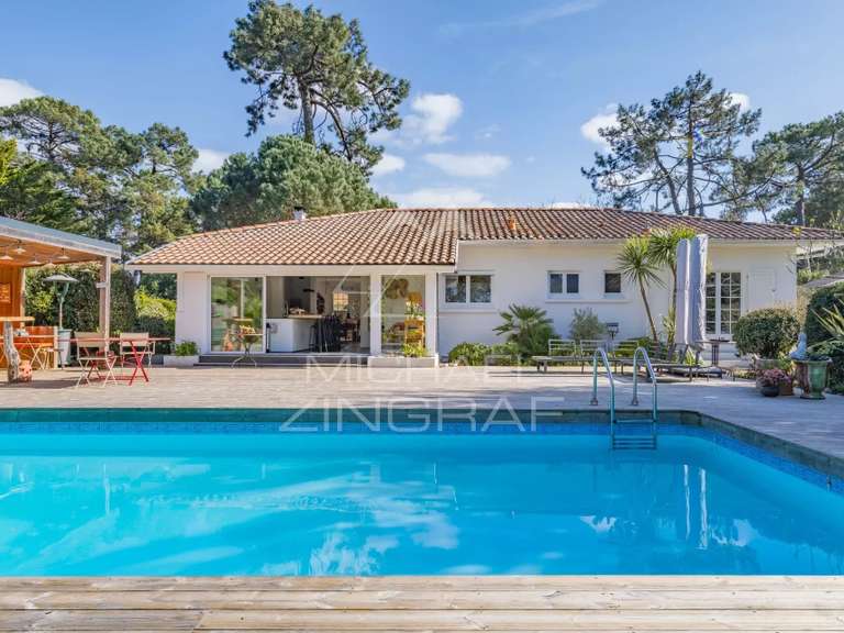 Maison Arcachon - 4 chambres - 207m²