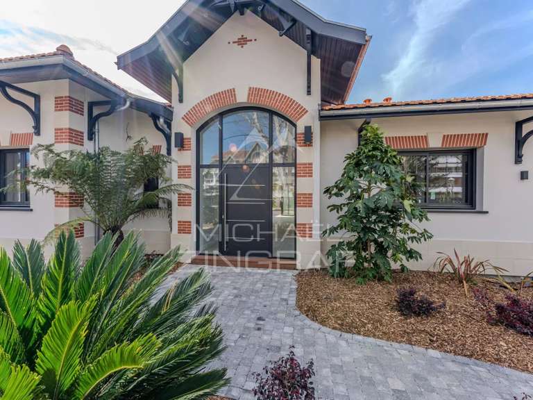 Maison Arcachon - 5 chambres - 288m²