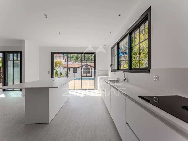 Maison Arcachon - 5 chambres - 288m²