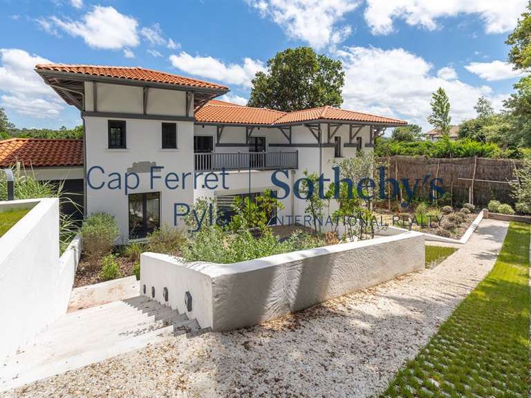 House Arcachon - 5 bedrooms - 410m²