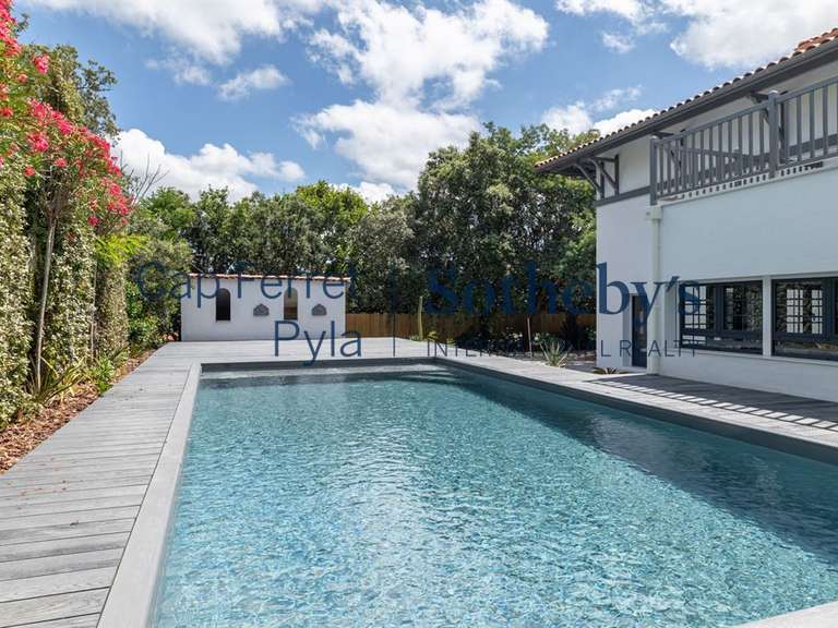 House Arcachon - 5 bedrooms - 410m²