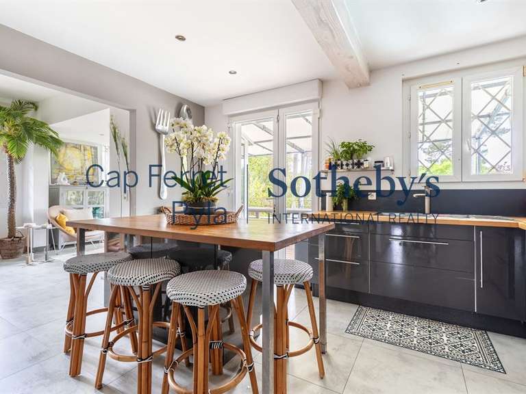 House Arcachon - 7 bedrooms - 225m²