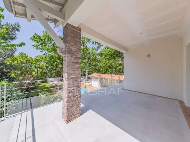 House Arcachon - 5 bedrooms - 202m²