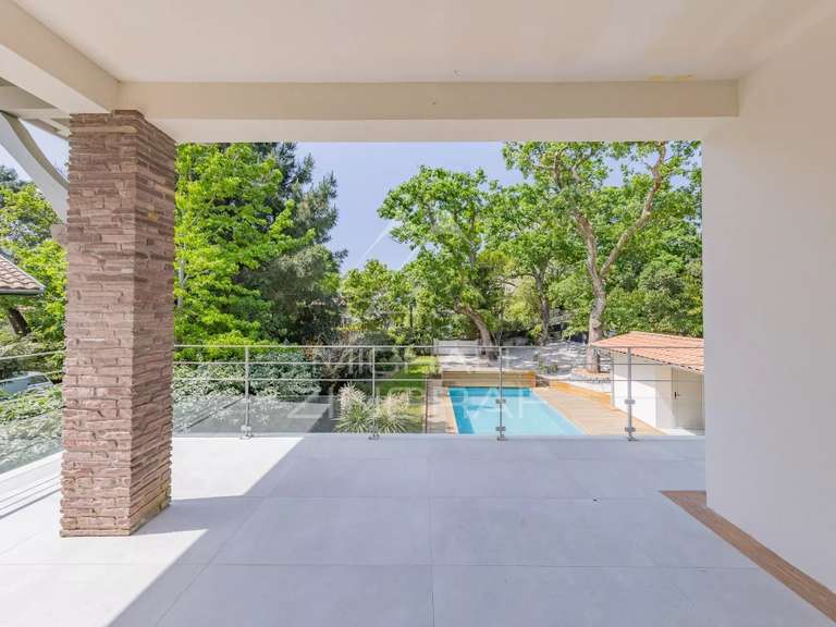 House Arcachon - 5 bedrooms - 202m²