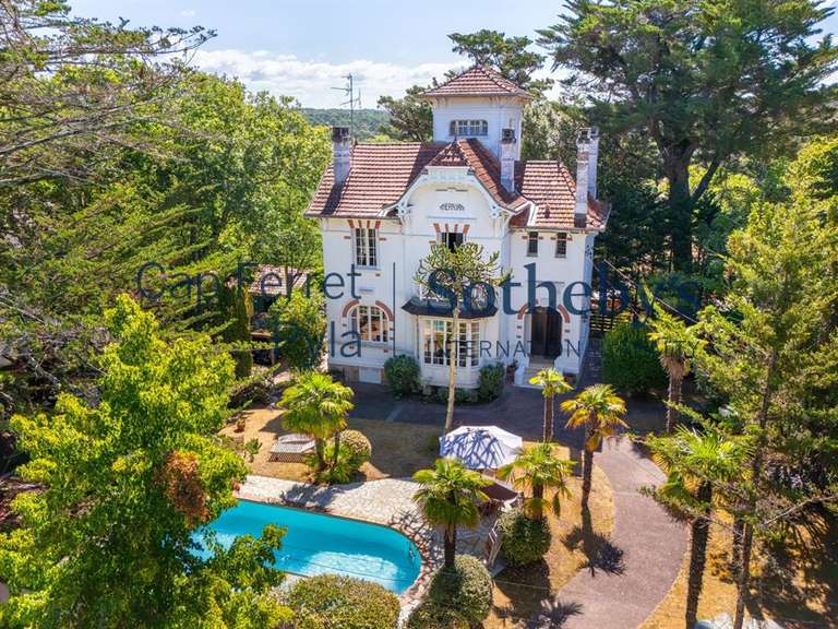 Maison Arcachon - 6 chambres - 250m²