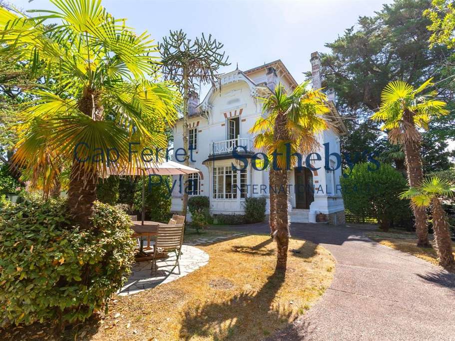 House Arcachon