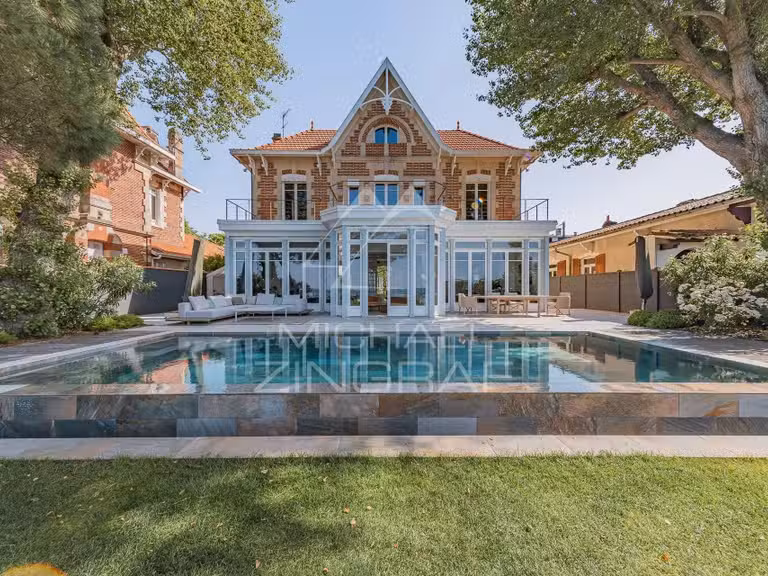 Maison Arcachon - 5 chambres - 400m²
