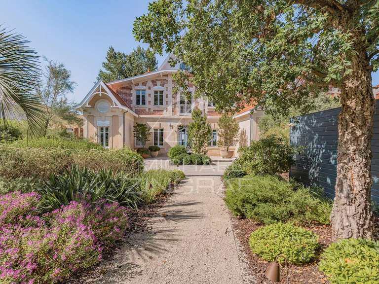 Maison Arcachon - 5 chambres - 400m²