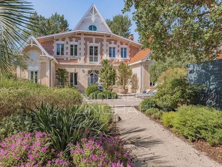 Maison Arcachon - 5 chambres - 400m²