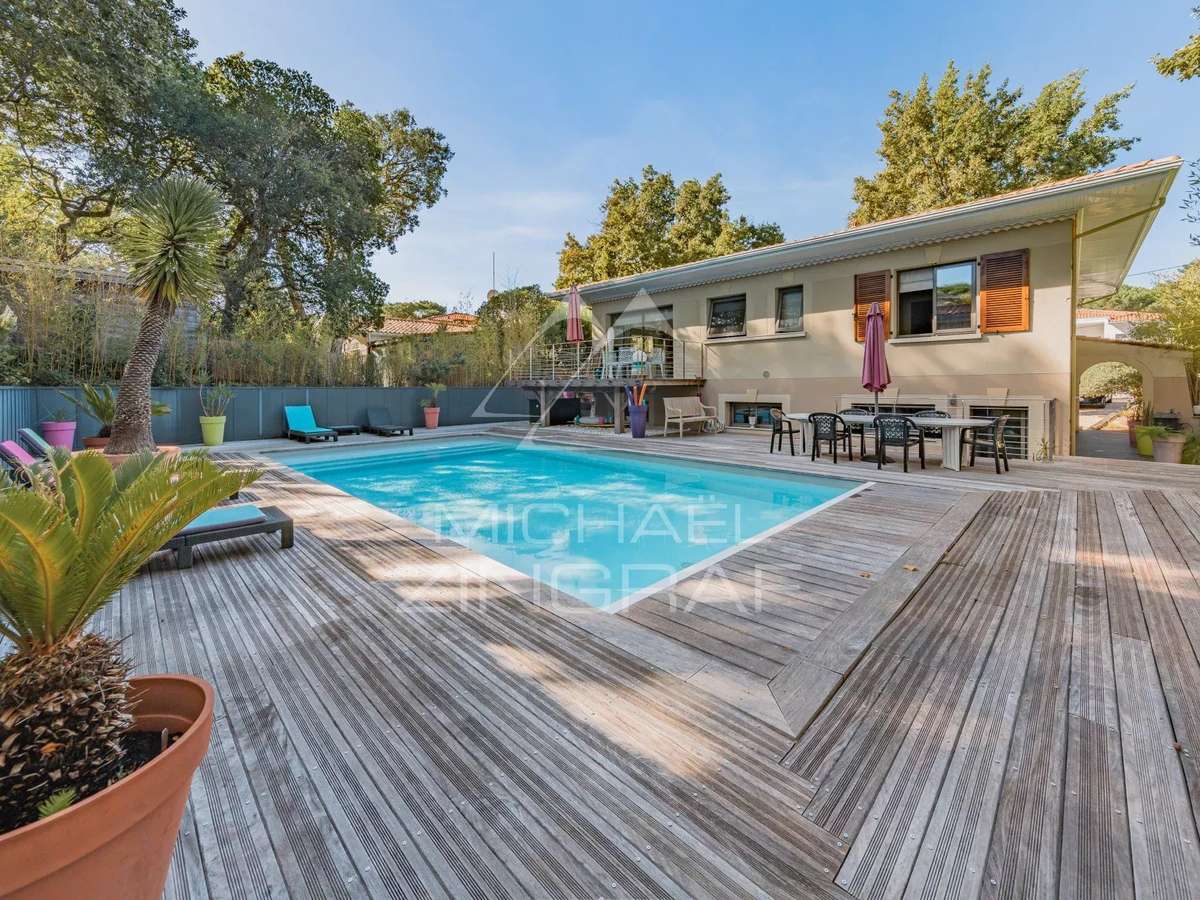 House Arcachon
