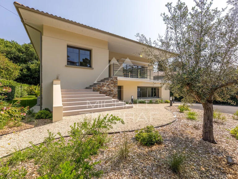 Villa Arcachon - 5 bedrooms - 273m²