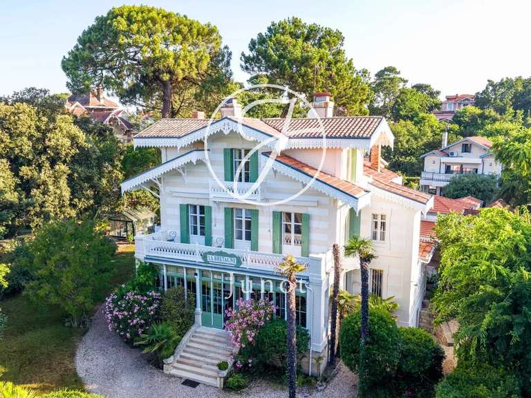 Villa Arcachon - 8 chambres - 300m²