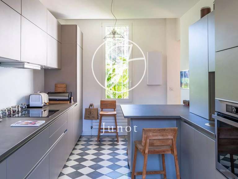 Villa Arcachon - 8 chambres - 300m²
